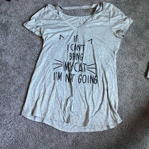 Women’s Cat shirt - Size Medium